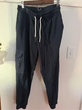 NWOT. Women’s Navy Cargo Jogger Pants - Wide Waist band